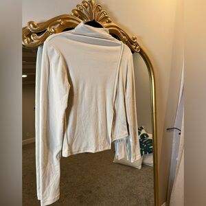 Top with cute side slit